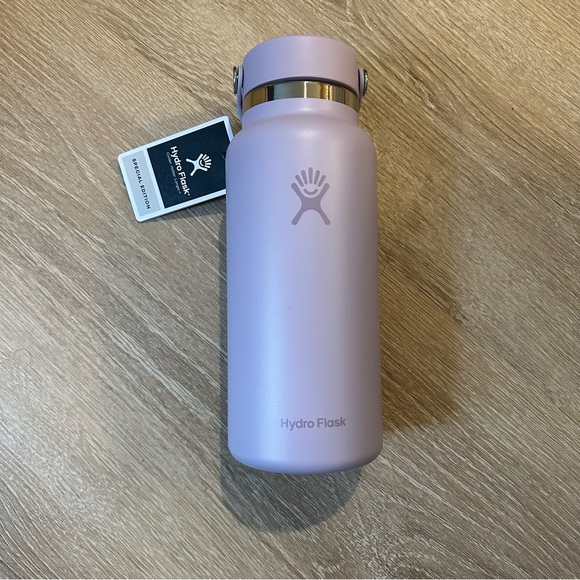 Hydro Flask Nordstrom Anniversary Sale 2023 32 oz. Bottle, Ultraviolet - Picture 3 of 7